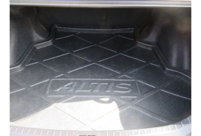 Toyota ALTIS  第5張相片