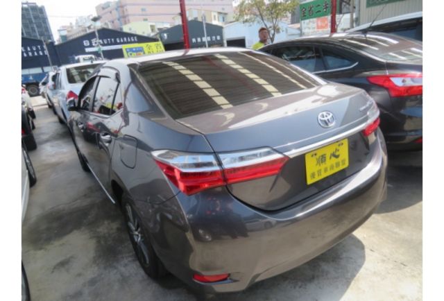 Toyota ALTIS  第9張相片