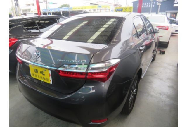 Toyota ALTIS  第4張相片