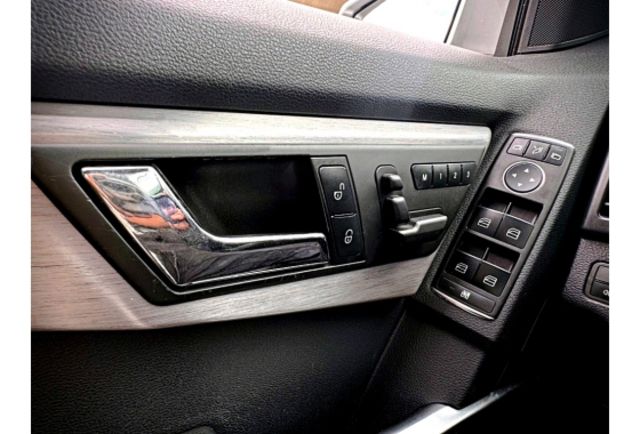 Benz GLK220  第10張相片
