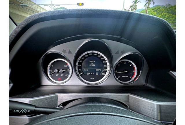 Benz GLK220  第14張相片