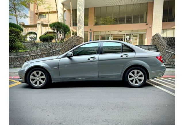 Benz C180  第2張相片
