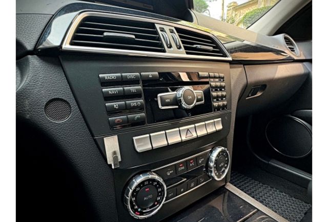 Benz C180  第12張相片