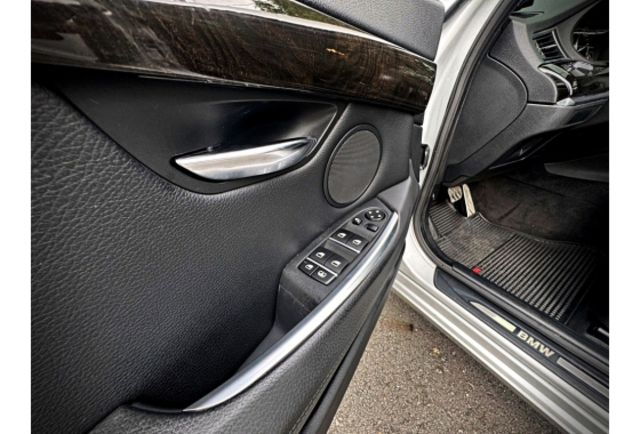 BMW 535i GT  第10張相片