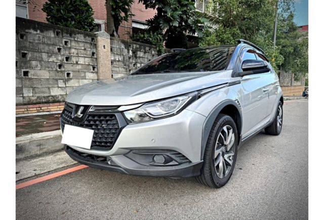 LUXGEN U5  第1張相片