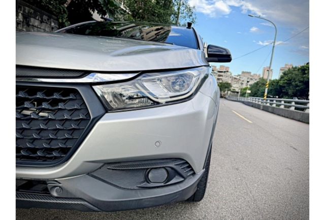 LUXGEN U5  第15張相片