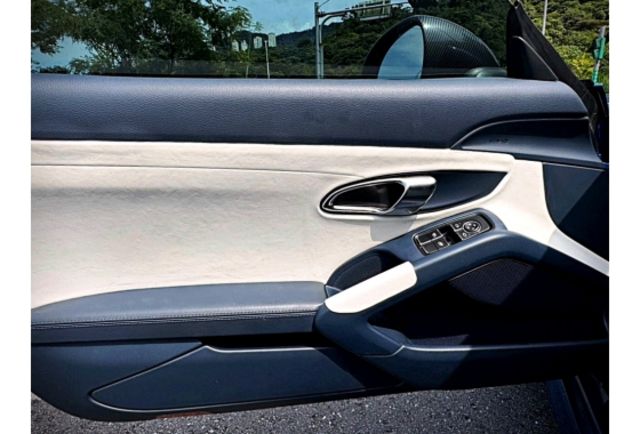 Porsche BOXSTER S  第25張相片
