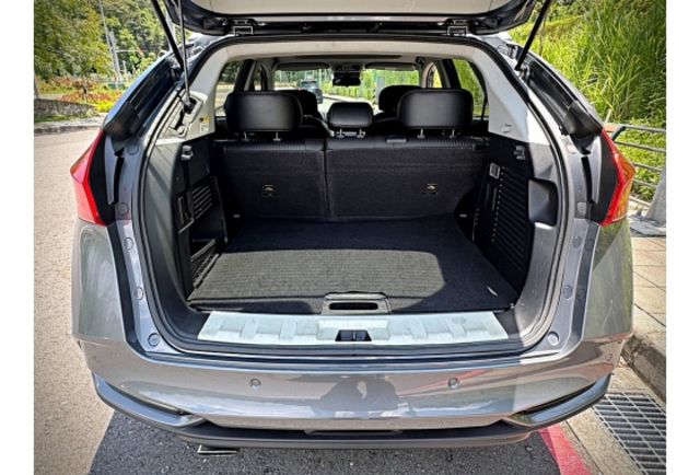 LUXGEN U6 GT  第18張相片