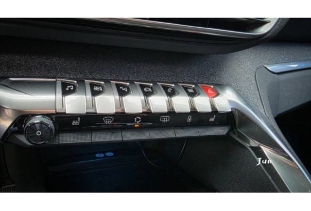 Peugeot 3008  第4張相片