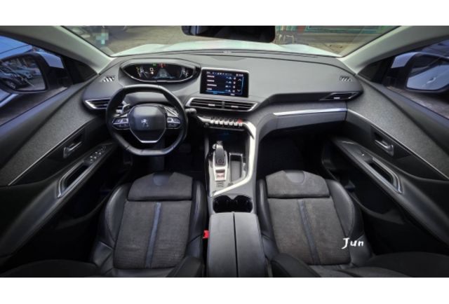 Peugeot 3008  第8張相片