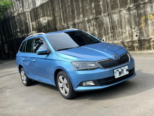 Skoda Fabia  第7張相片