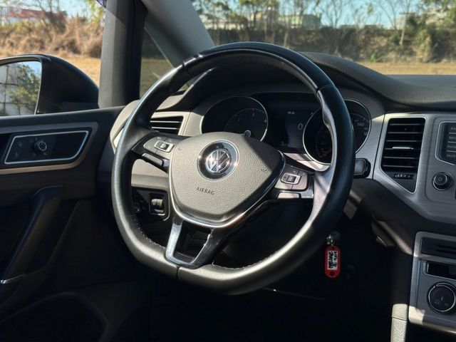 Volkswagen 福斯 Golf  第12張相片