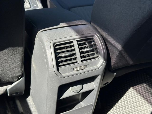 Volkswagen 福斯 Golf  第14張相片