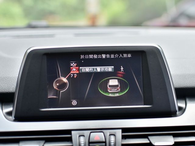 BMW/ 寶馬 218i  第20張相片