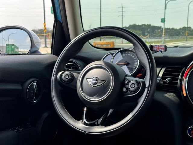 MINI Cooper  第13張相片