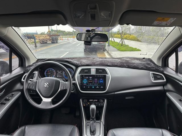 Suzuki SX4  第11張相片