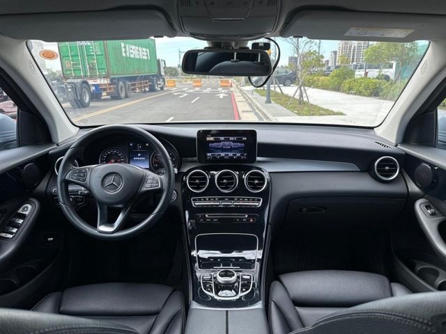 Mercedes-Benz/賓士 GLC220d  第14張相片