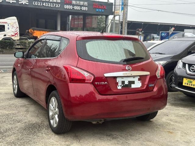 Nissan Tiida  第5張相片