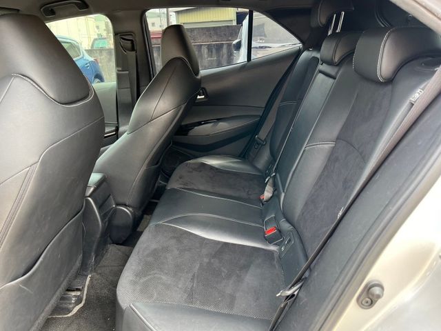 Toyota Auris  第10張相片