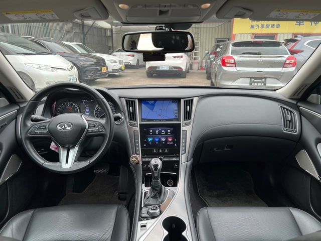 Infiniti Q50  第11張相片