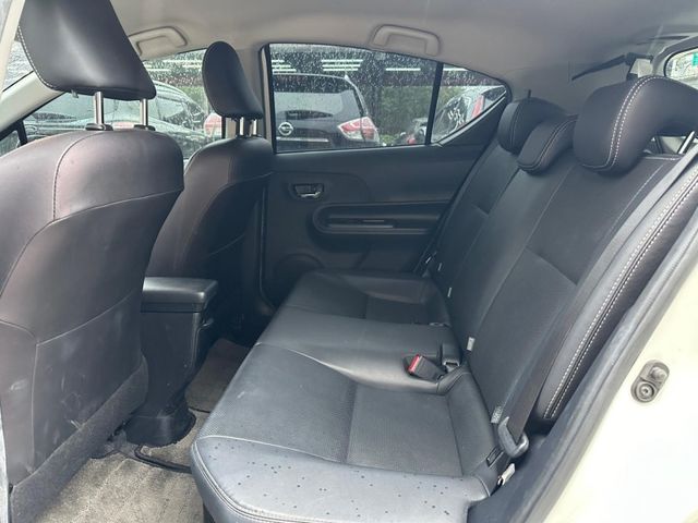 Toyota Prius  第9張相片