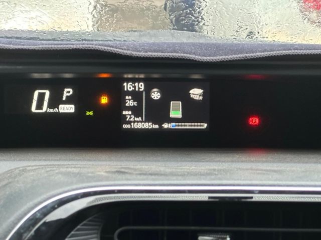 Toyota Prius  第13張相片