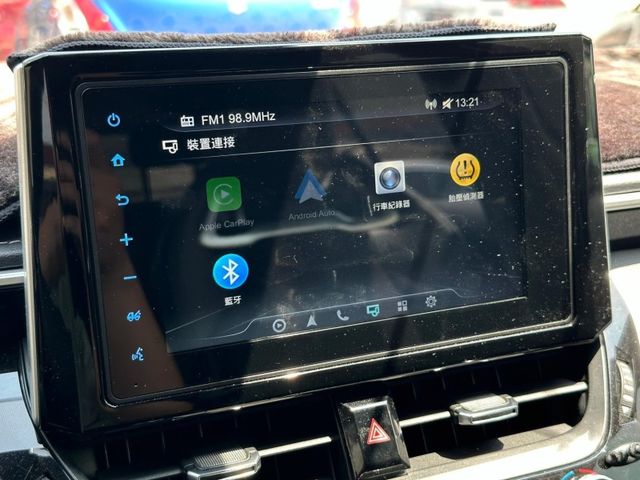 Toyota Auris  第18張相片