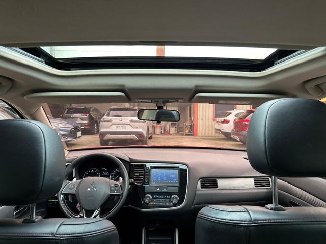 Mitsubishi Outlander  第11張相片