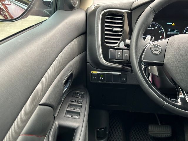 Mitsubishi Outlander  第15張相片
