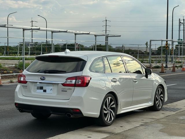 Subaru Levorg  第5張相片