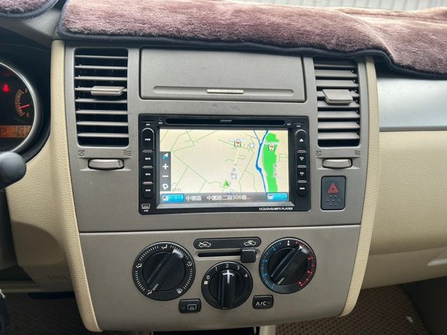Nissan Tiida  第3張相片