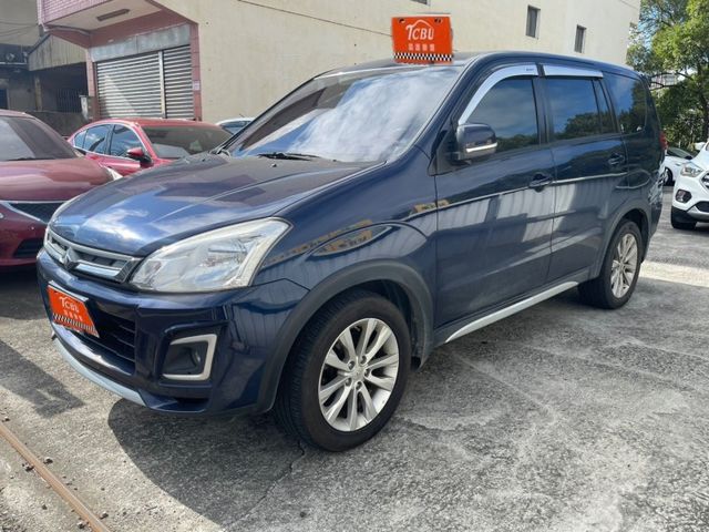 Mitsubishi Zinger  第4張相片