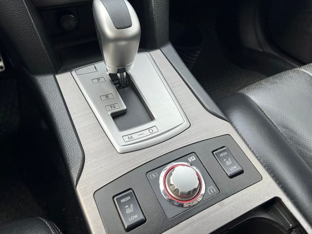 Subaru Legacy  第13張相片