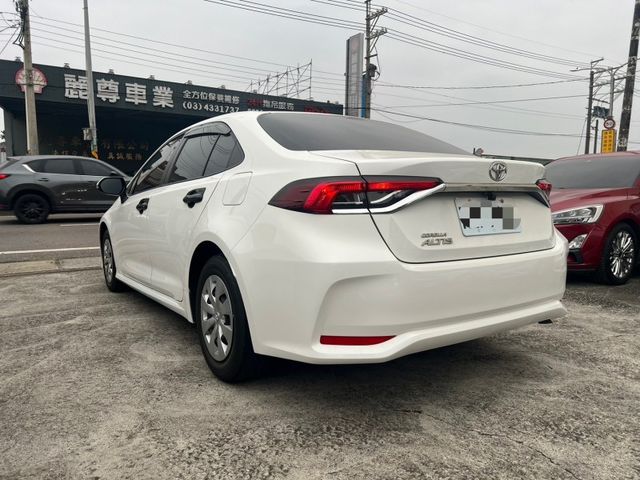 Toyota ALTIS  第5張相片