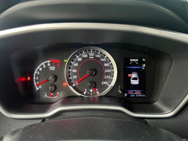 Toyota ALTIS  第11張相片