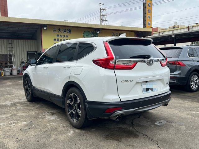 Honda CR-V  第8張相片