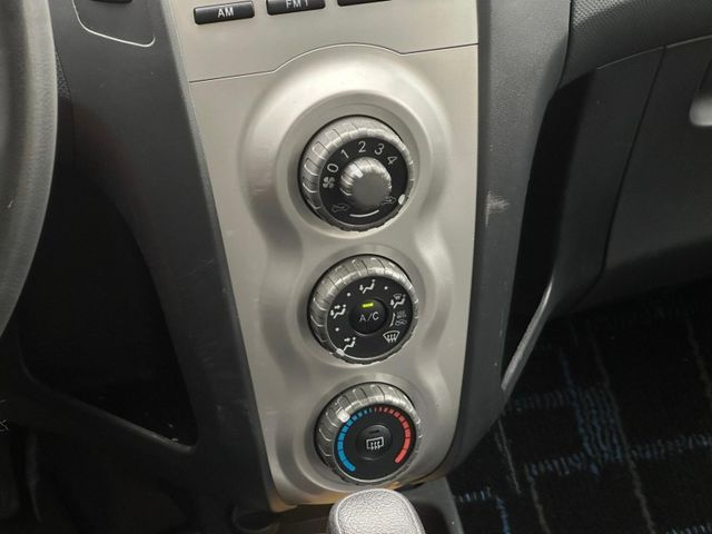Toyota Yaris  第10張相片