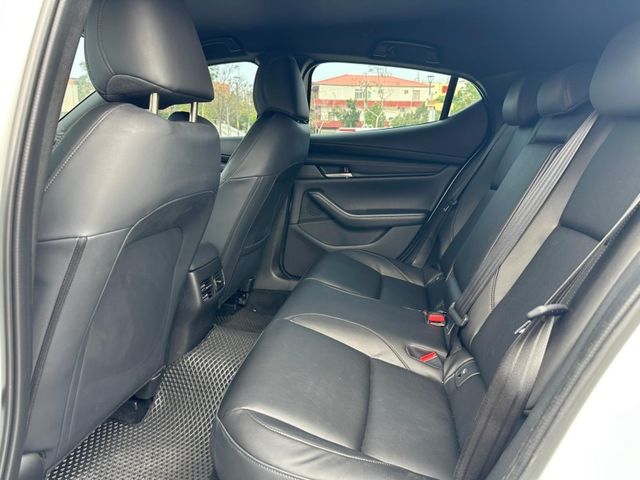Mazda Mazda3  第7張相片