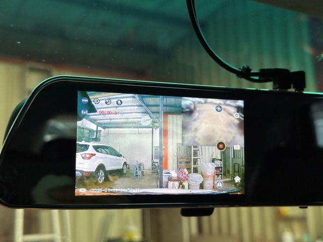Mitsubishi Colt Plus  第16張相片