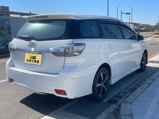 Toyota Wish  第4張相片