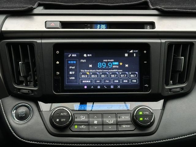 Toyota RAV4  第14張相片