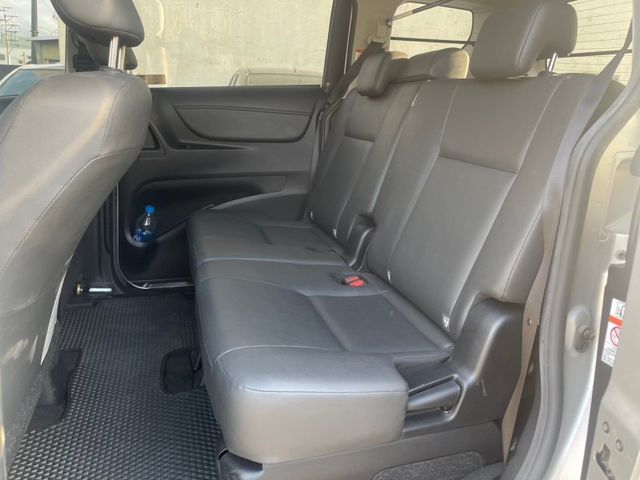 Toyota SIENTA  第7張相片