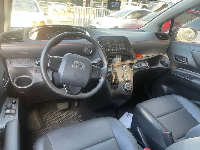 Toyota SIENTA  第9張相片
