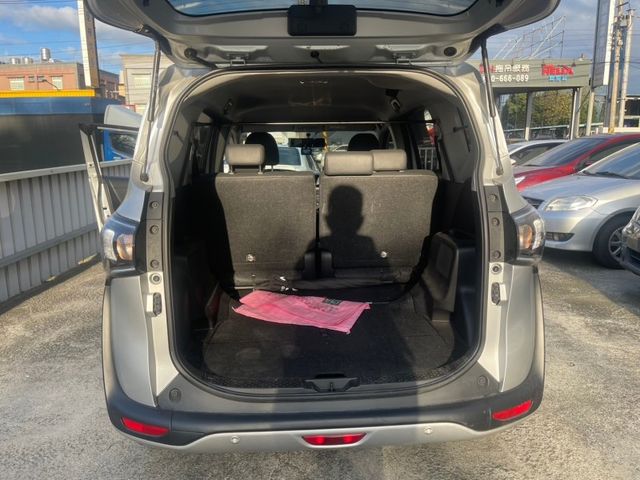 Toyota SIENTA  第14張相片