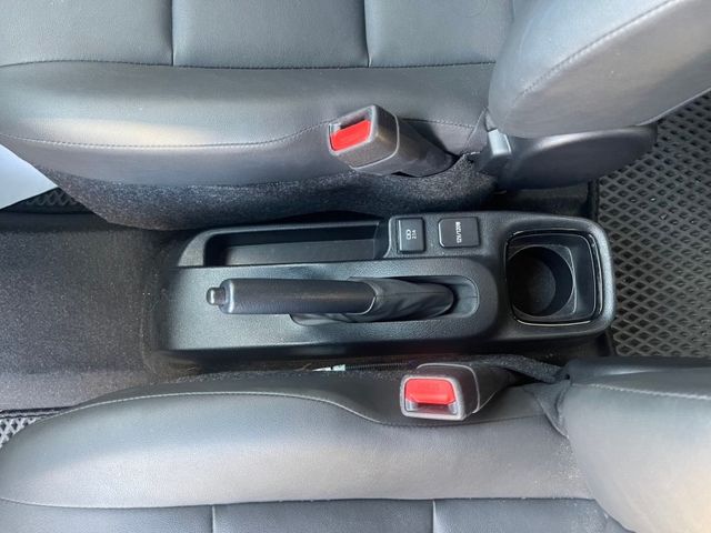 Toyota SIENTA  第15張相片