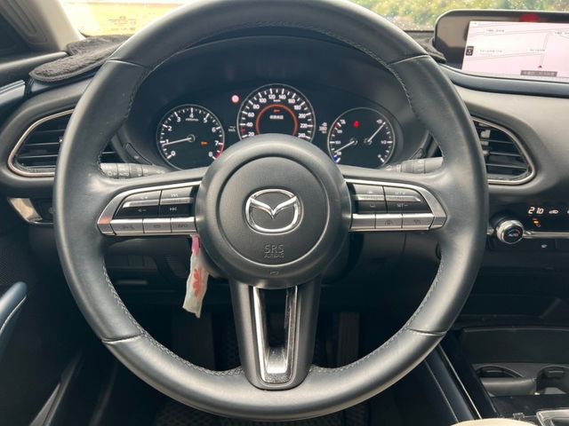 Mazda CX-30  第8張相片