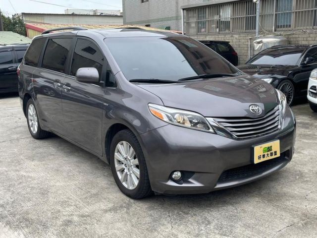 Toyota Sienna  第3張相片