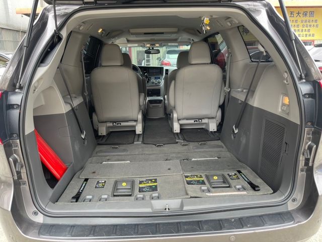 Toyota Sienna  第20張相片