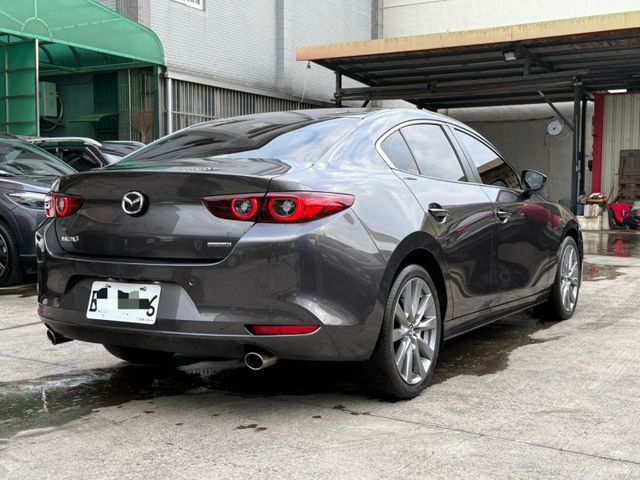 Mazda Mazda3  第4張相片