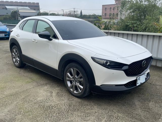 Mazda CX-30  第3張相片